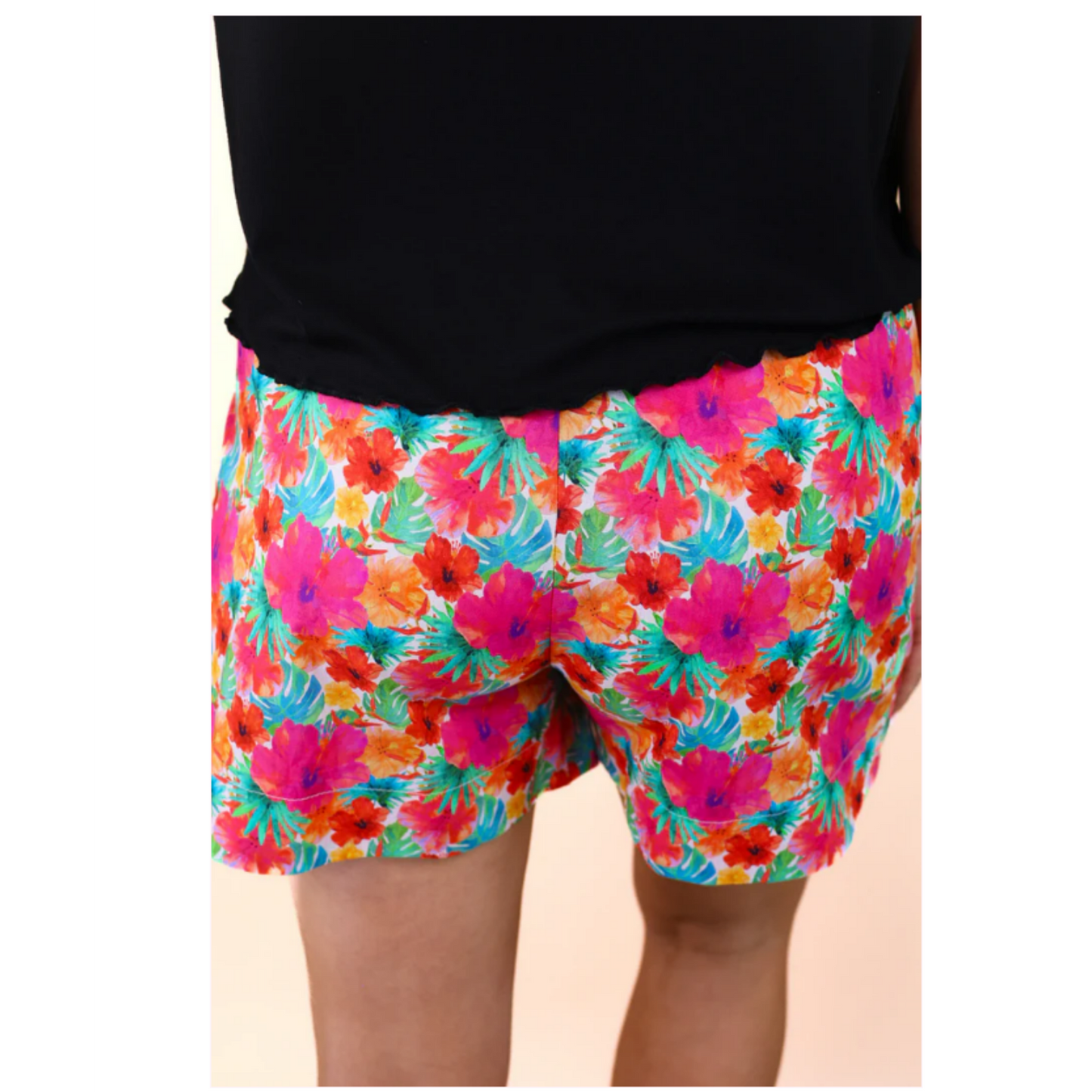 Casual Outings Tropical Shorts